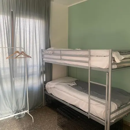 旅馆 Mrhostel