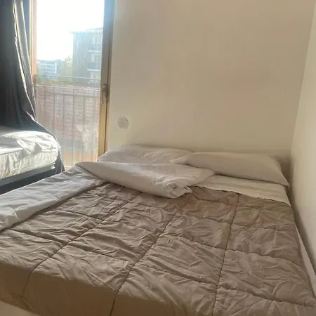 Mrhostel * Milan