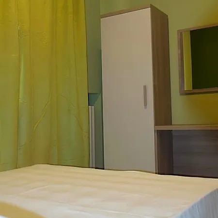 旅馆 Mrhostel