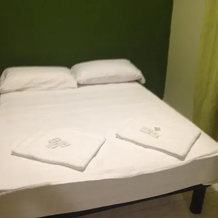 Mrhostel Milan
