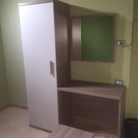 بيت شباب Mrhostel