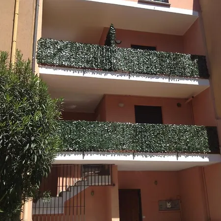 Mrhostel ميلان
