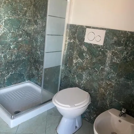 Mrhostel